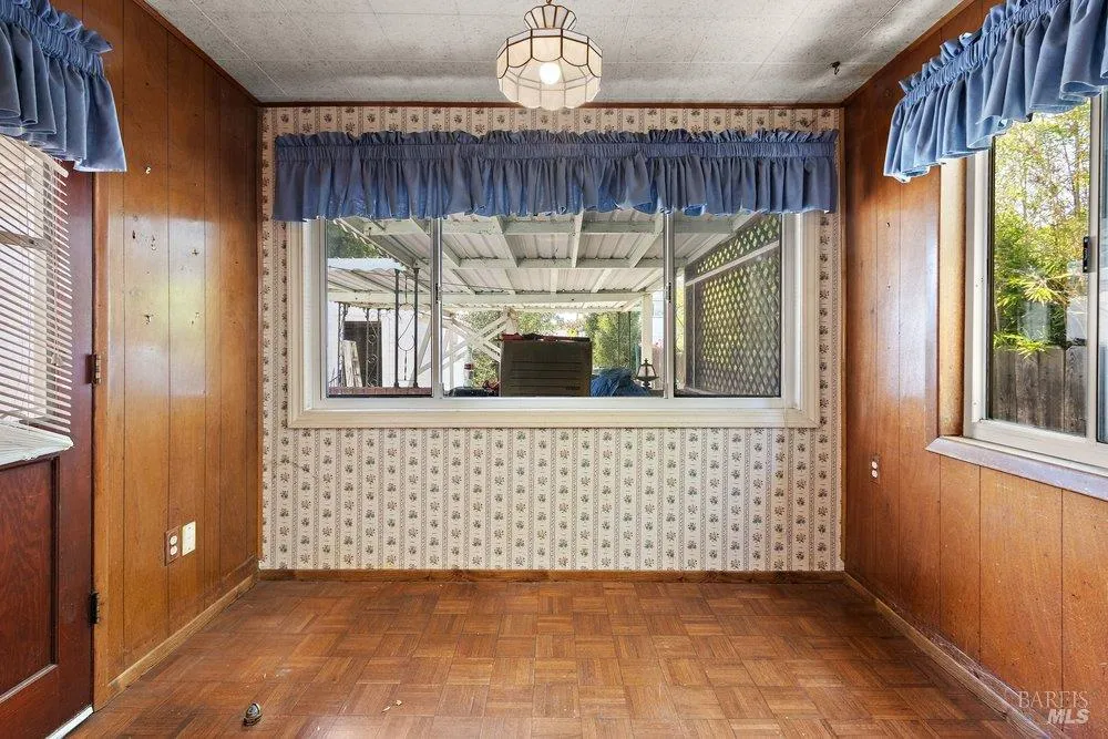 428 E I STREET Benicia, CA 94510