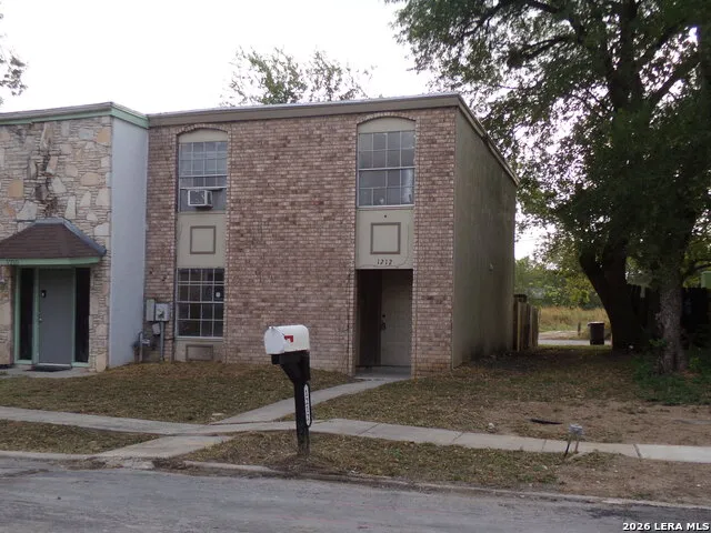 1212 CHURING DR San Antonio, TX 78245