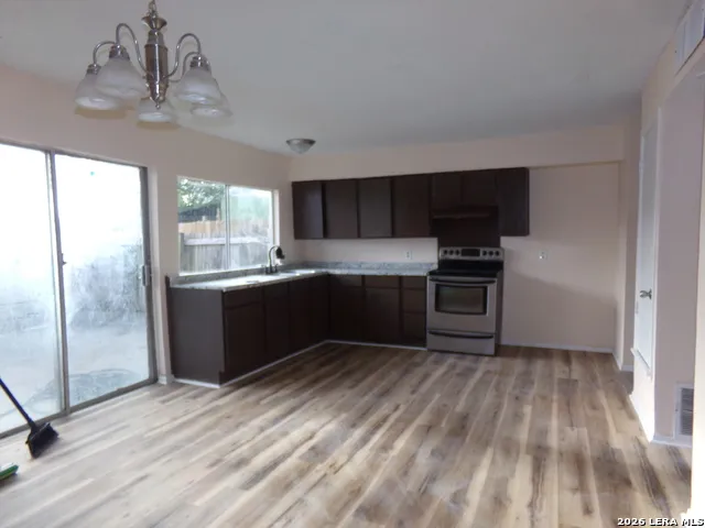 1212 CHURING DR San Antonio, TX 78245