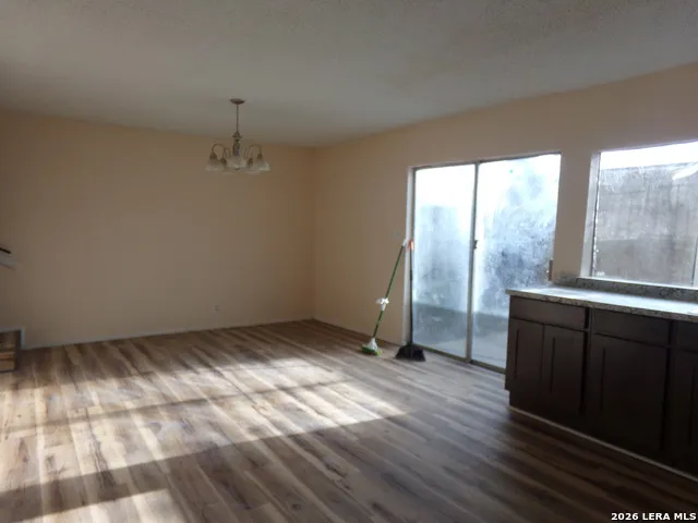 1212 CHURING DR San Antonio, TX 78245