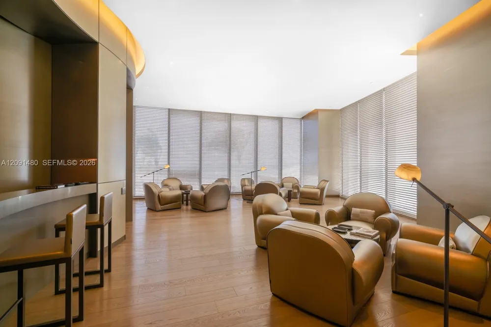 18975 Collins Ave #704 Sunny Isles Beach, FL 33160