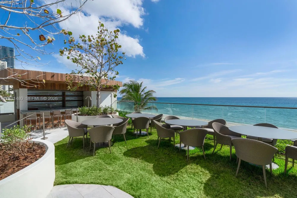 18975 Collins Ave #704 Sunny Isles Beach, FL 33160
