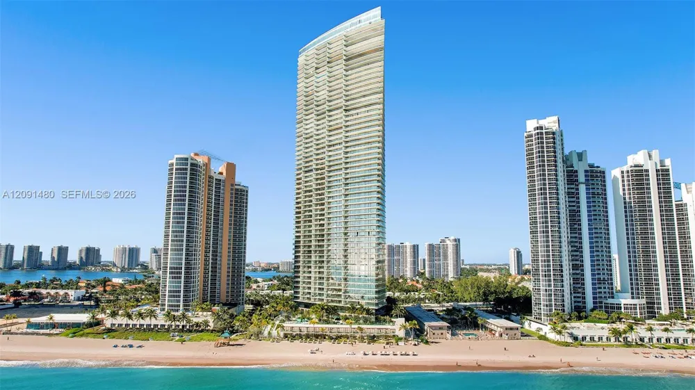 18975 Collins Ave #704 Sunny Isles Beach, FL 33160