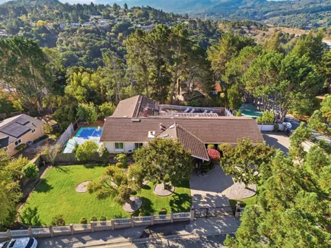 1345 Lakeview Drive