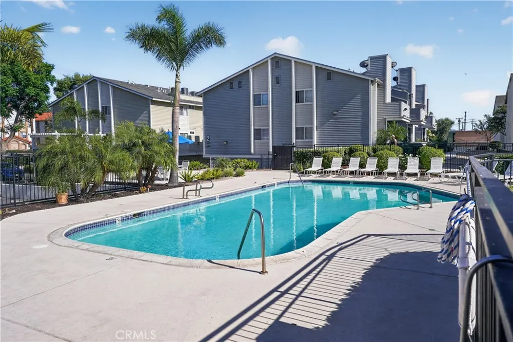 777 S Citrus #157 Azusa, CA 91702