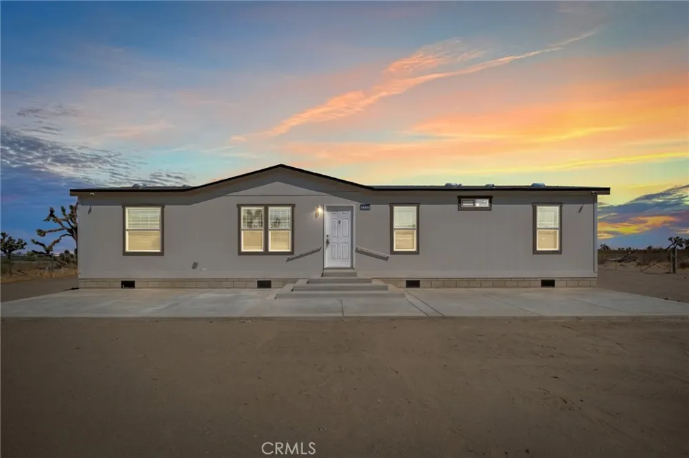 2350 Olivera Pinon Hills, CA 92372