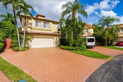 5380 NW 113th Pl