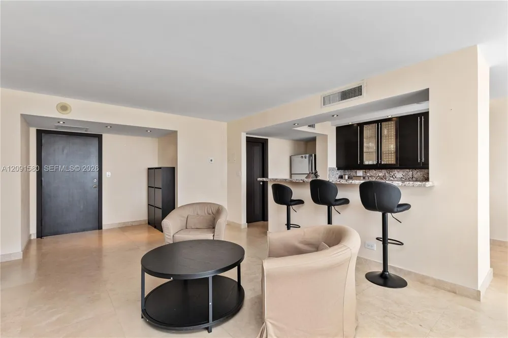 231 174th St #2106 Sunny Isles Beach, FL 33160