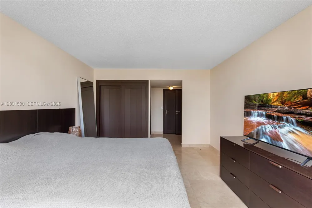 231 174th St #2106 Sunny Isles Beach, FL 33160