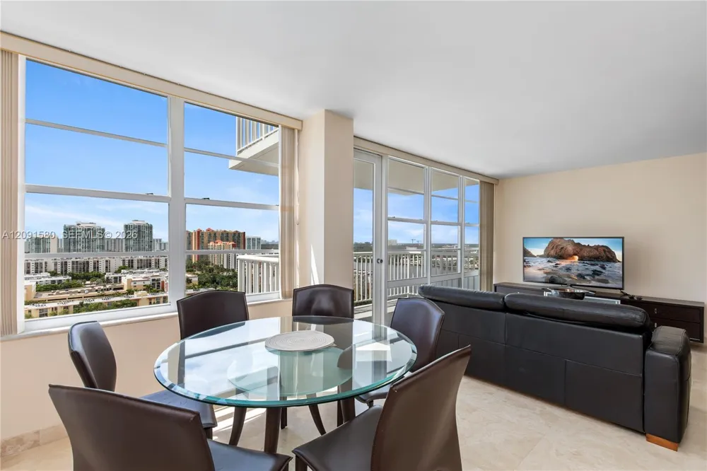 231 174th St #2106 Sunny Isles Beach, FL 33160