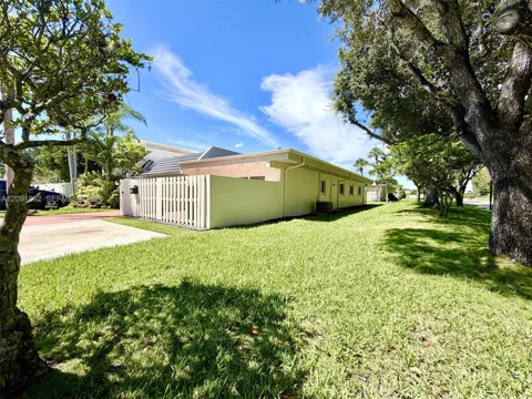 8104 SW 81st Pl