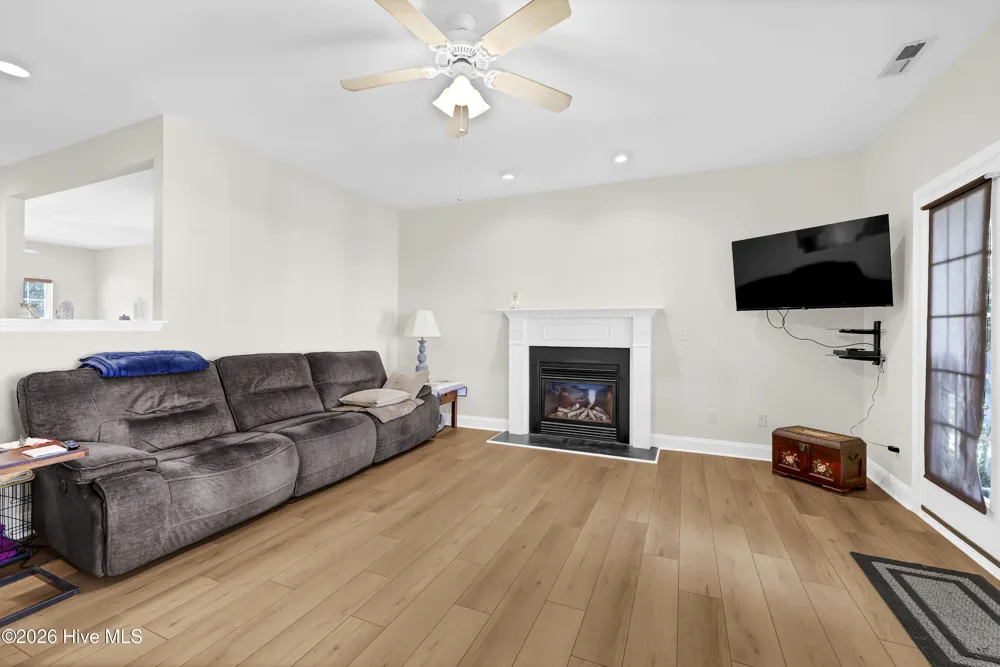 6319 Shire Lane Wilmington, NC 28411