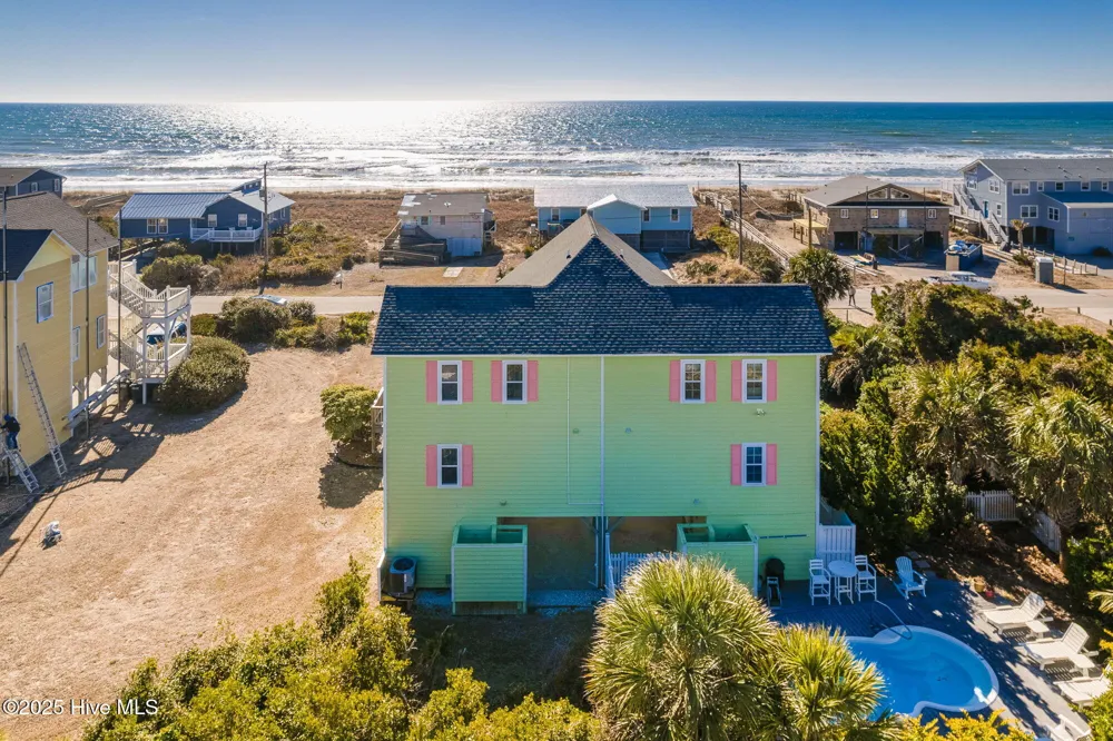 1914 Ocean Drive E Emerald Isle, NC 28594