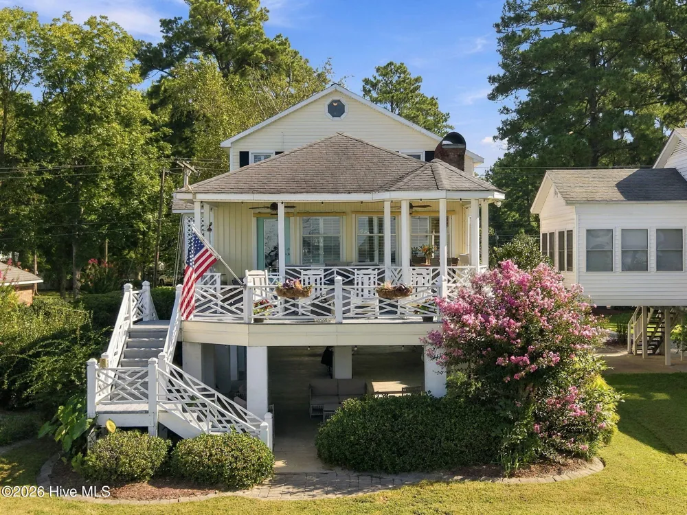 338 Cypress Shore Road Washington, NC 27889