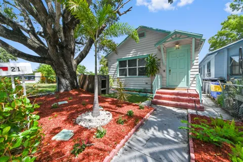 218 H STREET