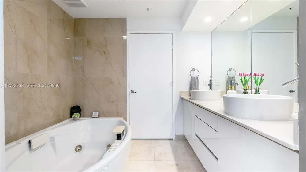 16275 Collins Ave #1503 Sunny Isles Beach, FL 33160