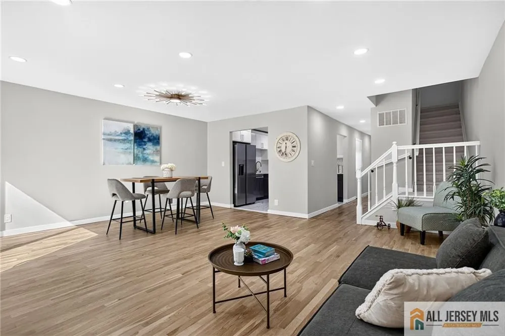 23 Thistle Court Old Bridge, NJ 07747