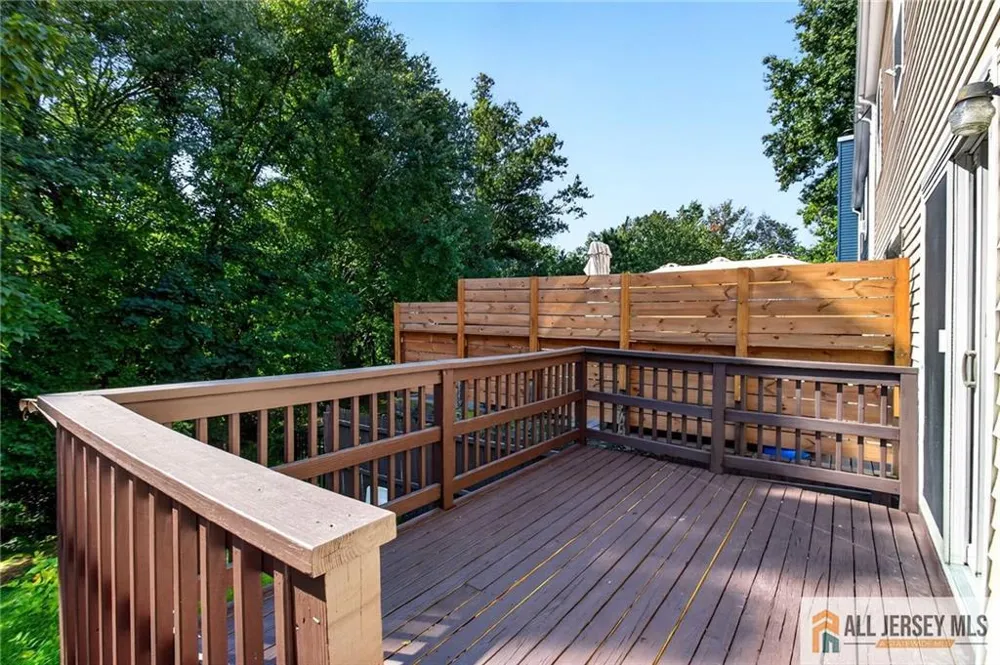 23 Thistle Court Old Bridge, NJ 07747