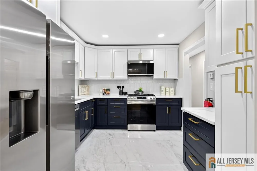 23 Thistle Court Old Bridge, NJ 07747