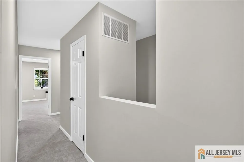 23 Thistle Court Old Bridge, NJ 07747
