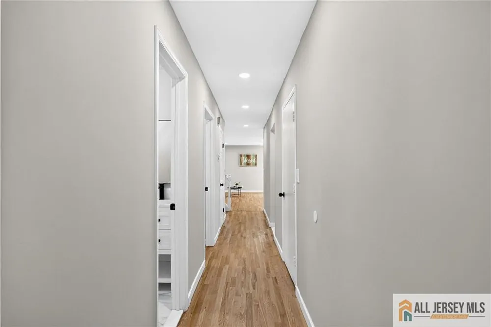 23 Thistle Court Old Bridge, NJ 07747
