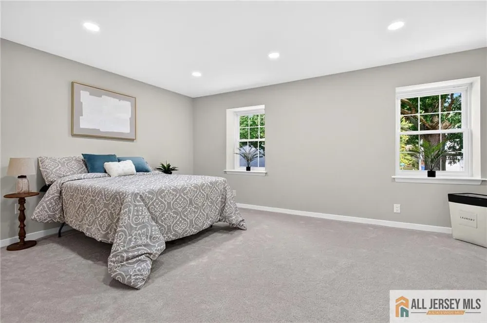 23 Thistle Court Old Bridge, NJ 07747