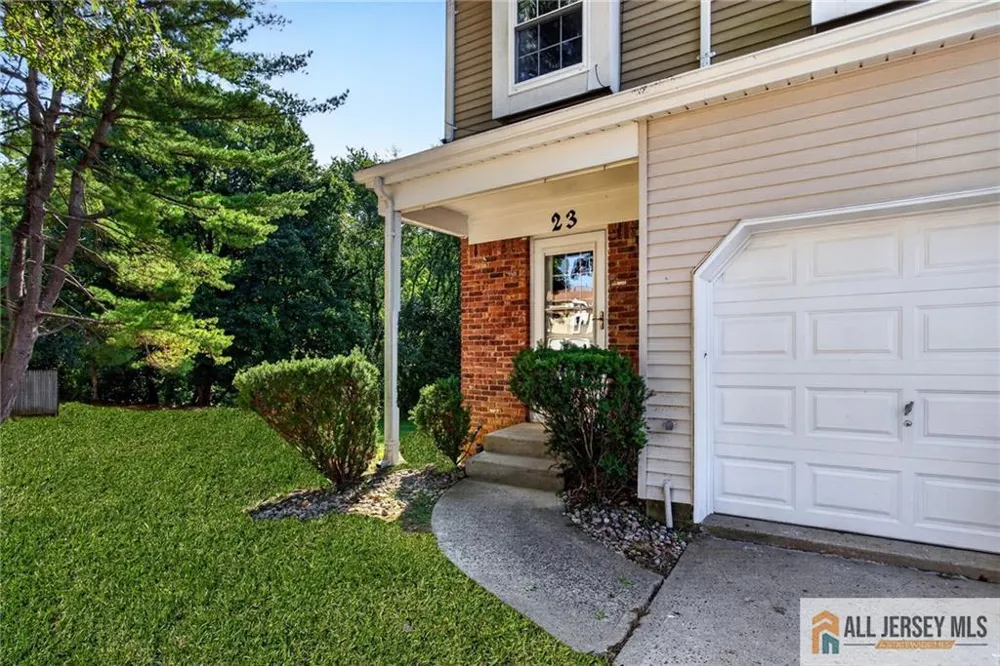 23 Thistle Court Old Bridge, NJ 07747