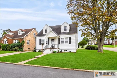 42 Burton Avenue
