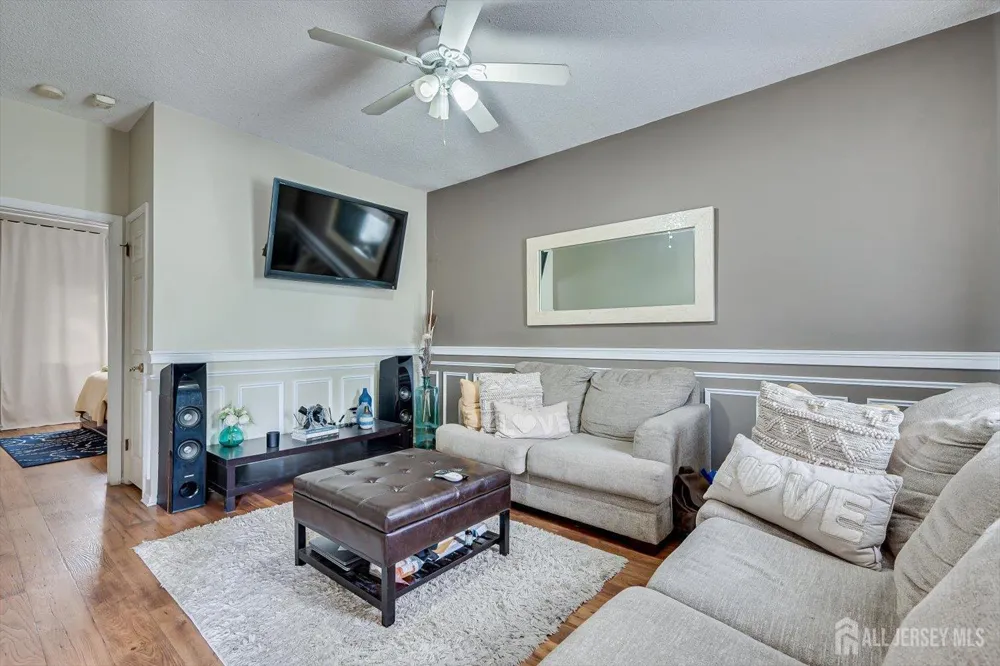 8 Nathan Drive North Brunswick, NJ 08902