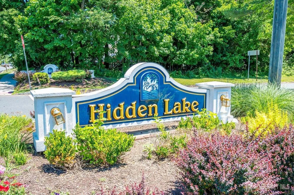 8 Nathan Drive North Brunswick, NJ 08902