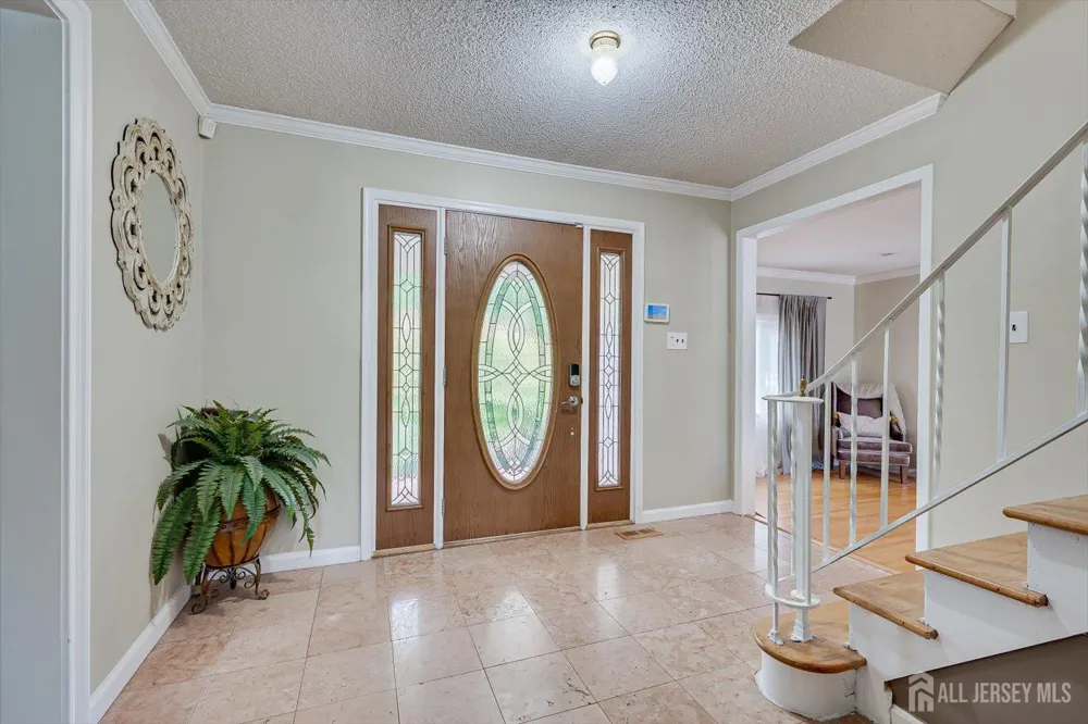 8 Nathan Drive North Brunswick, NJ 08902