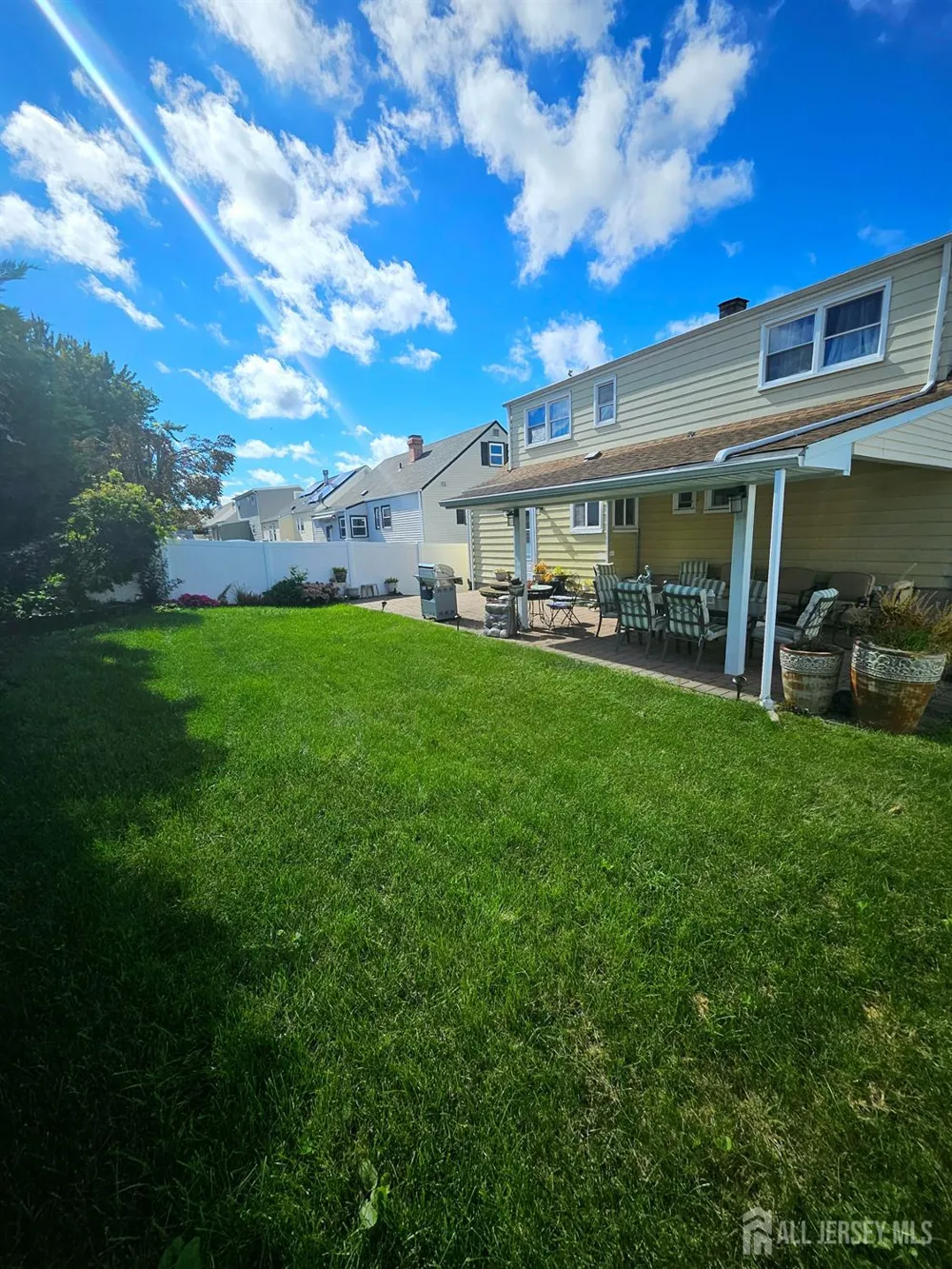 136 Isabelle Street Metuchen, NJ 08840