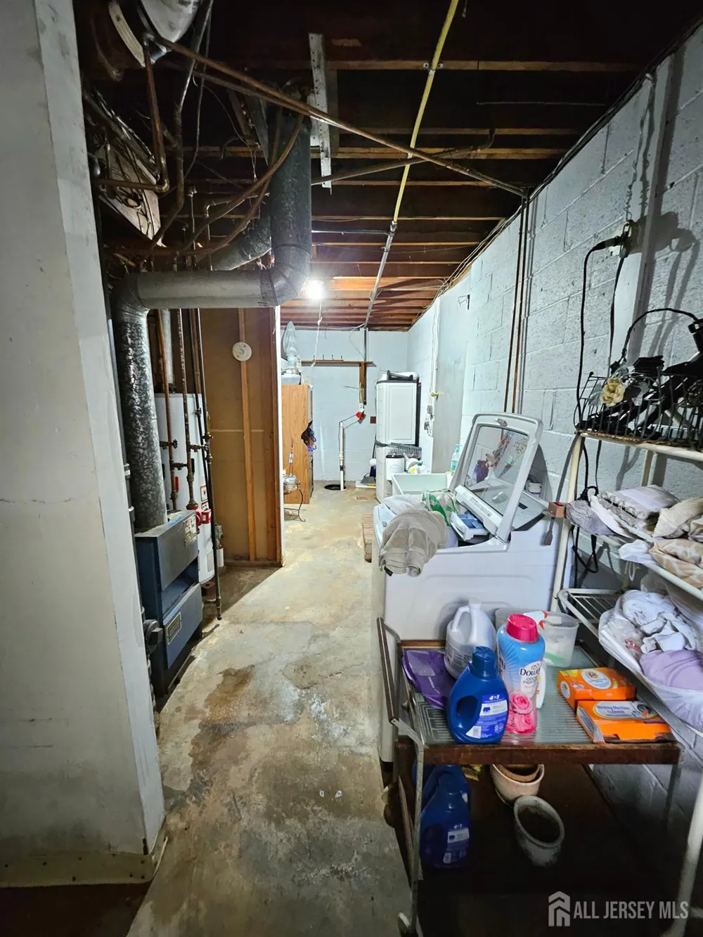 136 Isabelle Street Metuchen, NJ 08840
