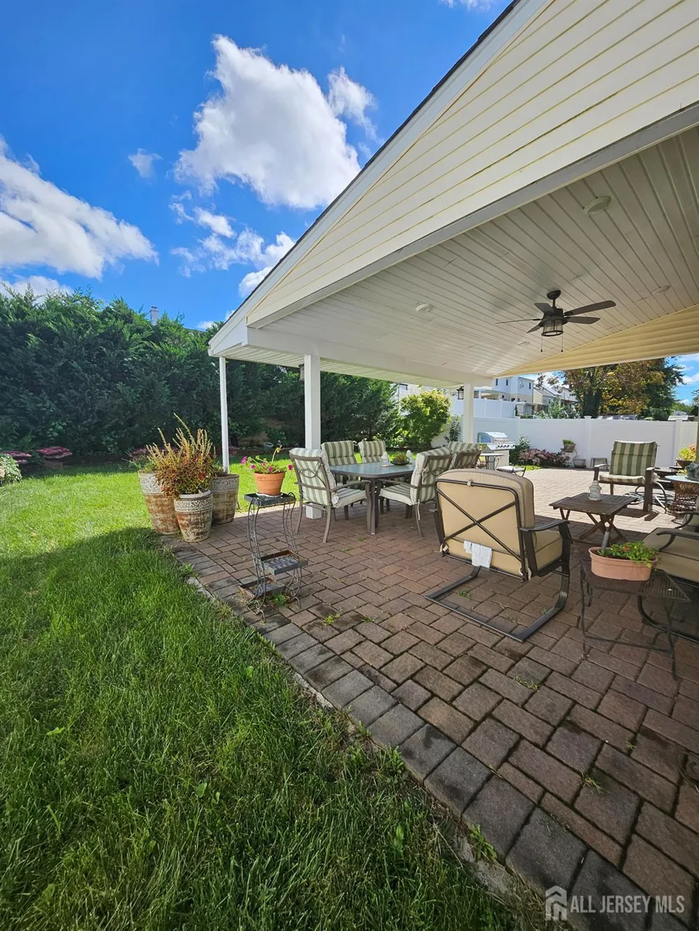 136 Isabelle Street Metuchen, NJ 08840
