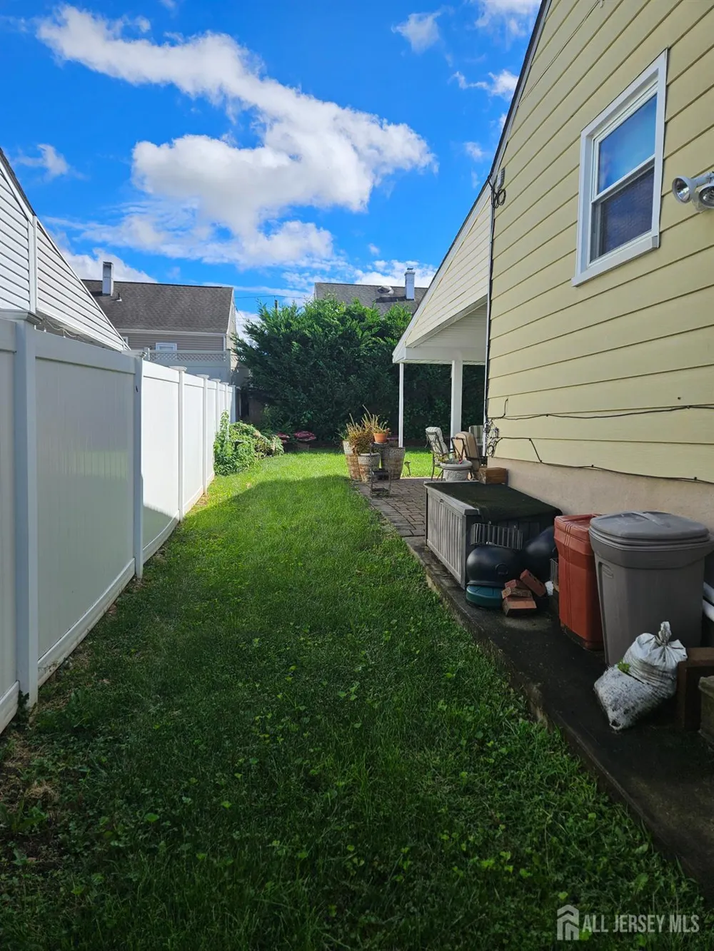 136 Isabelle Street Metuchen, NJ 08840