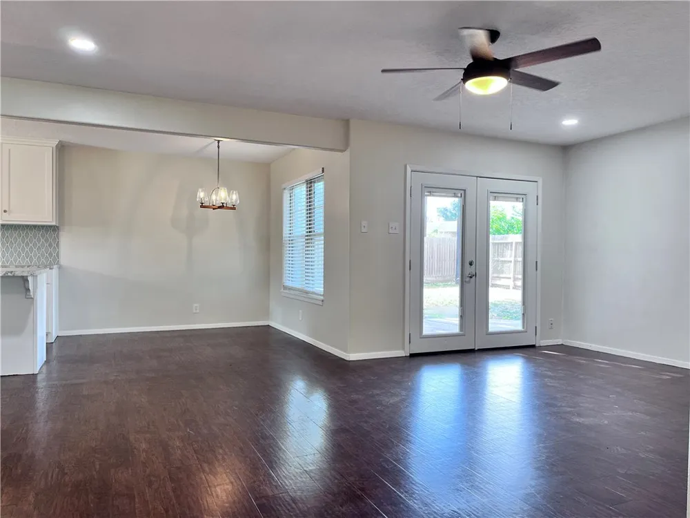 621 Philomena Drive Corpus Christi, TX 78412