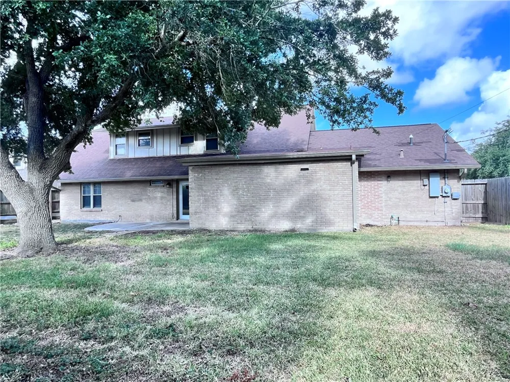 621 Philomena Drive Corpus Christi, TX 78412