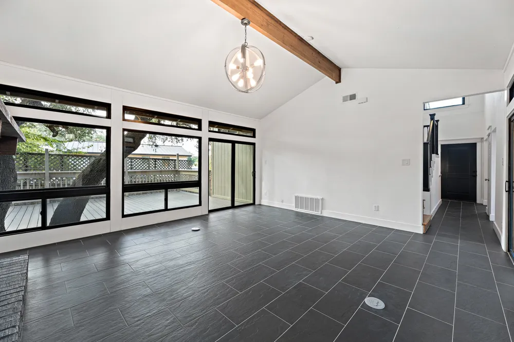 6603 Sunstrip Drive Austin, TX 78745