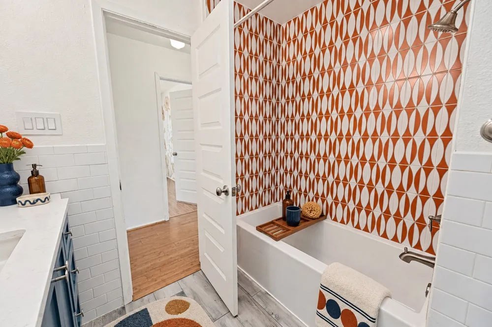 6603 Sunstrip Drive Austin, TX 78745