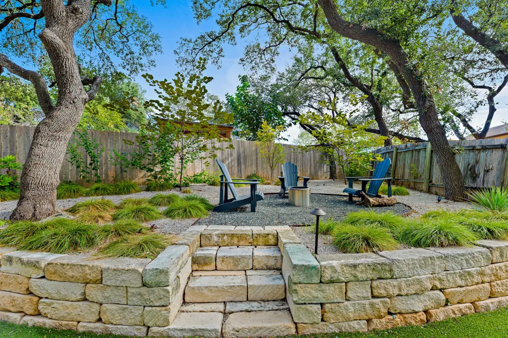 6603 Sunstrip Drive Austin, TX 78745