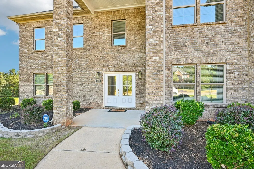 190 Barcelona DR Covington, GA 30016
