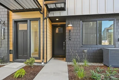 13364 NE 175th Place