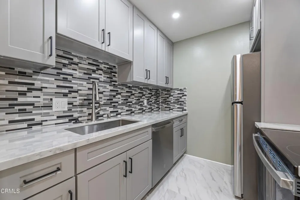 3605 W Hidden Lane #303 Rolling Hills Estates, CA 90274