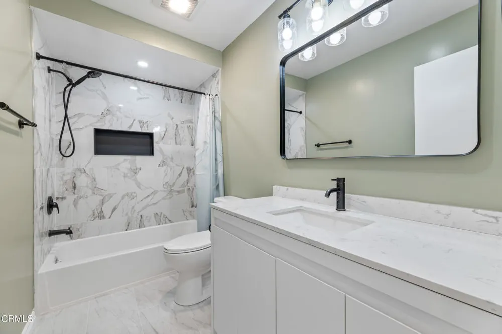 3605 W Hidden Lane #303 Rolling Hills Estates, CA 90274