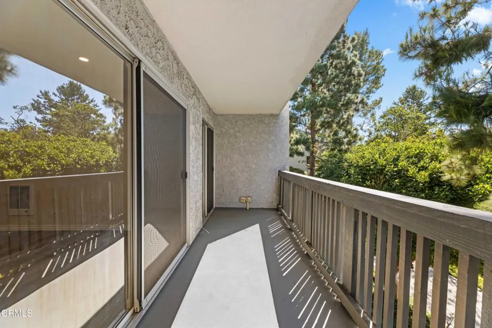 3605 W Hidden Lane #303 Rolling Hills Estates, CA 90274