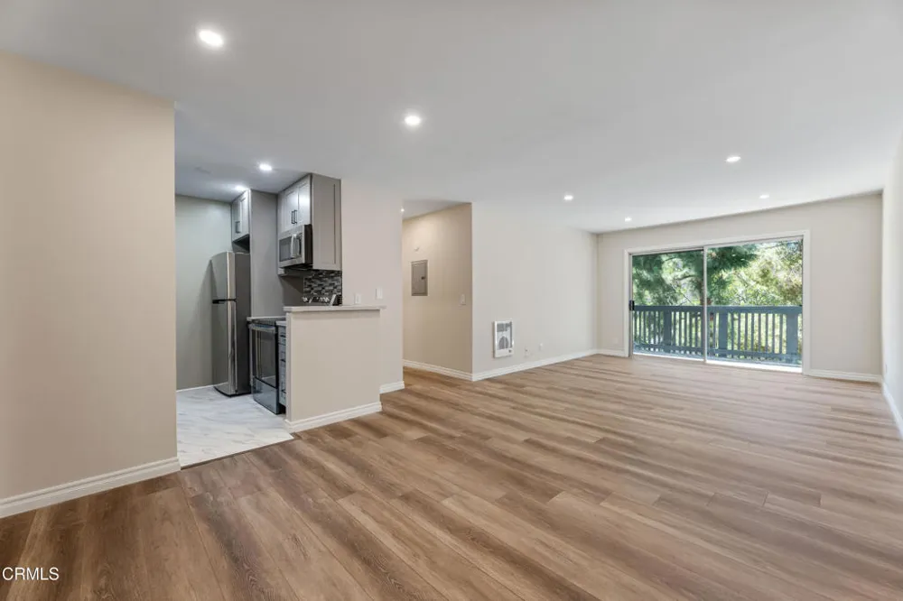 3605 W Hidden Lane #303 Rolling Hills Estates, CA 90274