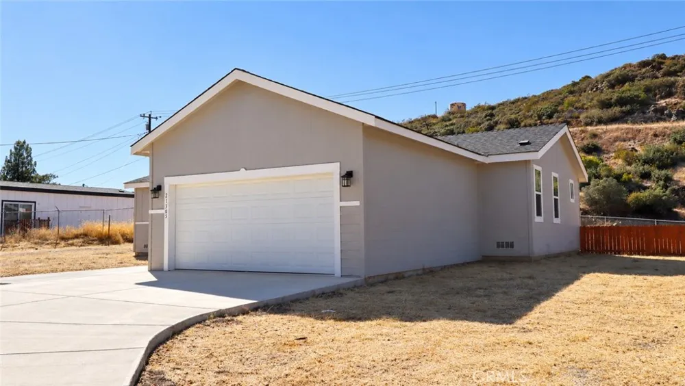 21305 Stewart Street Middletown, CA 95461