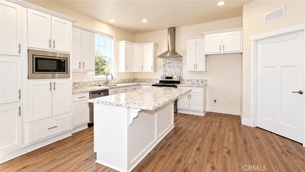 21305 Stewart Street Middletown, CA 95461