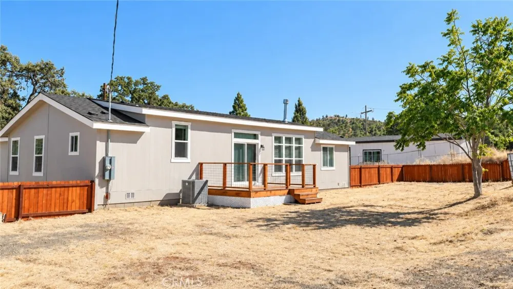 21305 Stewart Street Middletown, CA 95461