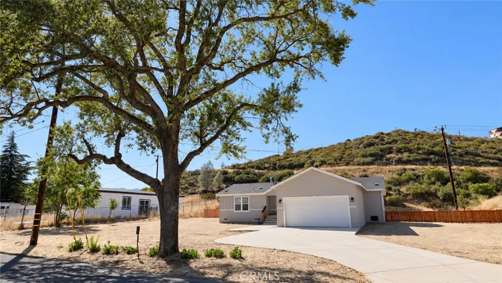 21305 Stewart Street Middletown, CA 95461